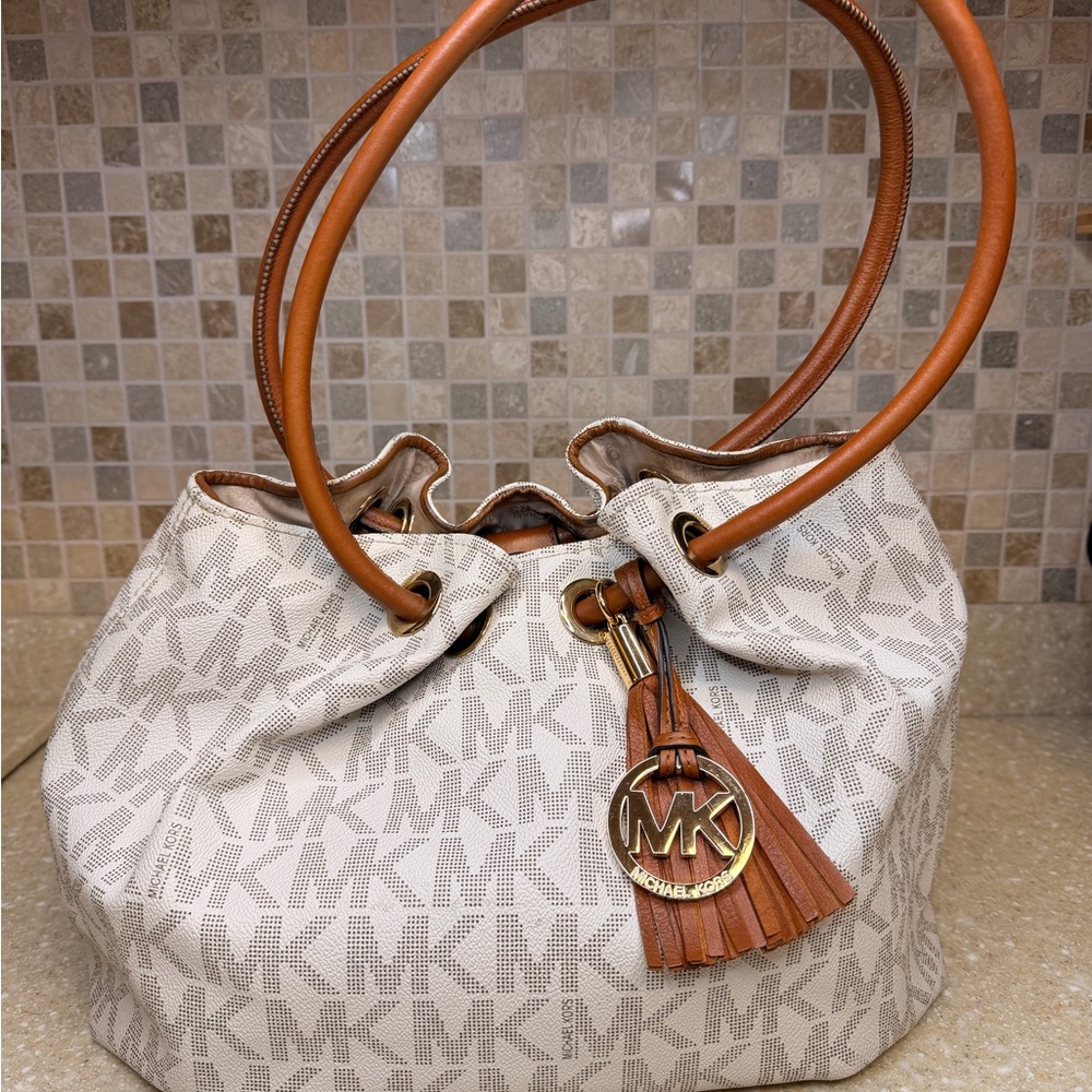 Michael Kors Cream and Tan Shoulder Bag